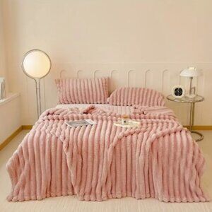 King Size Fur Blanket 00SS2395M03